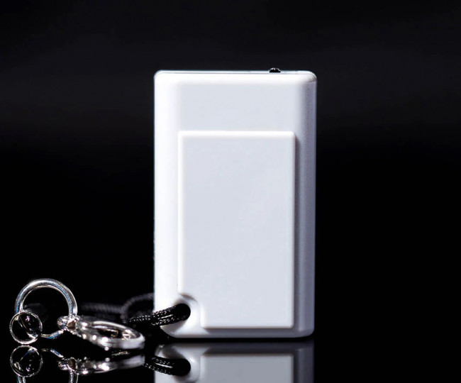 Брелок-міні-ігрова консоль-TinyCircuits Thumby